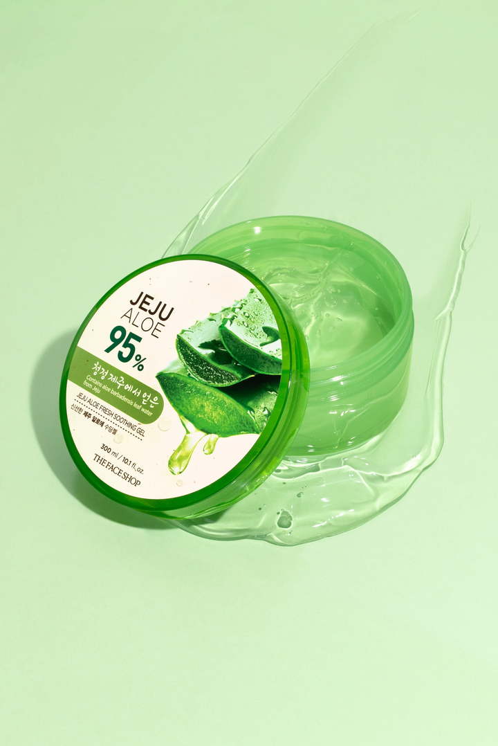 THE FACE SHOP Fresh Jeju Aloe 95% Soothing Gel